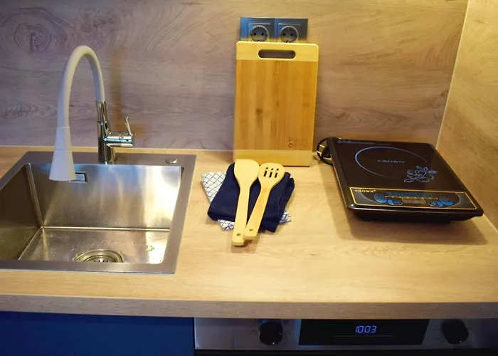 Апартамент 42 *